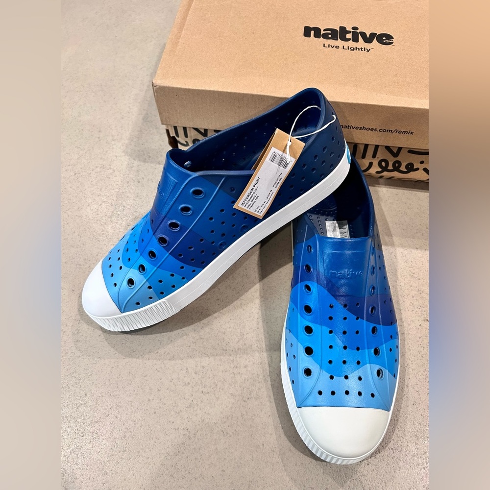 Brand New- Native Shoe, Blue, Jefferson Print, US Men size 10, UK Size 9